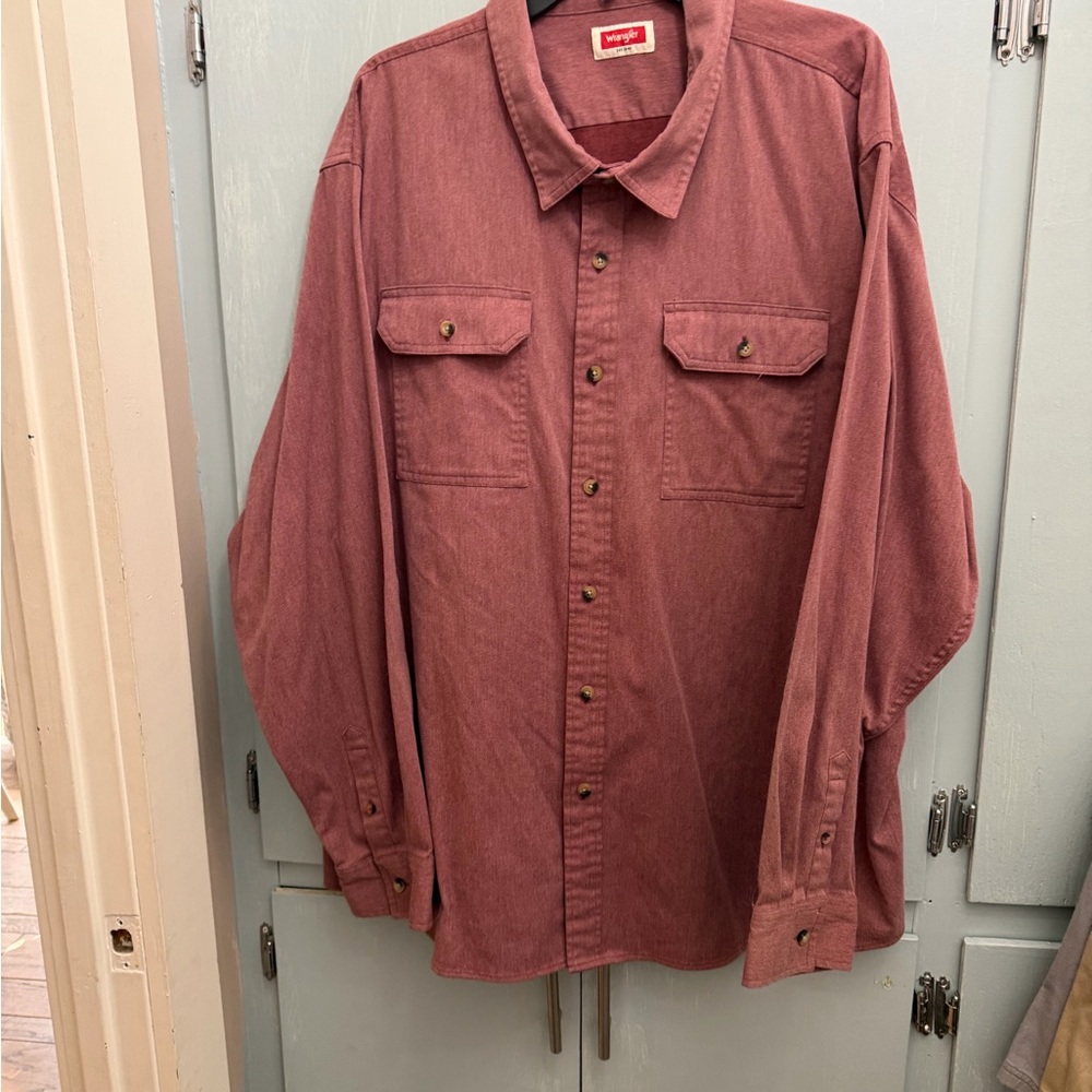Wrangler Men's Button-Front Corduroy Jacket in Dusty Rose